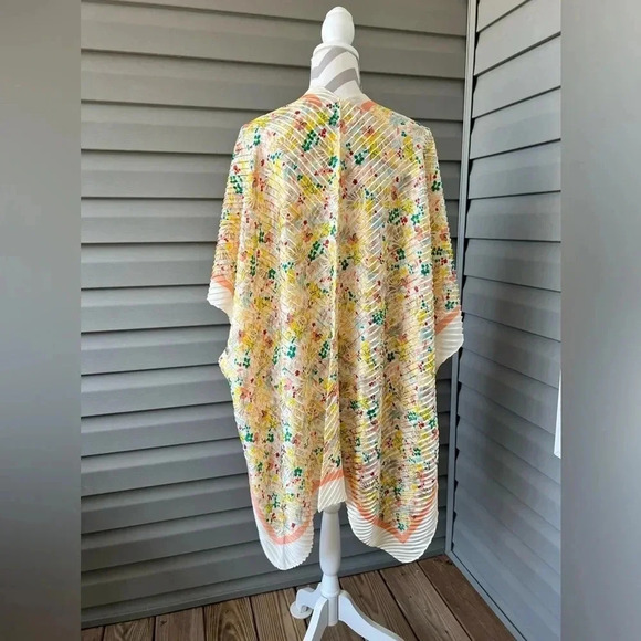 Banana Republic CRINKLE PRINT WRAP - Picture 2 of 5